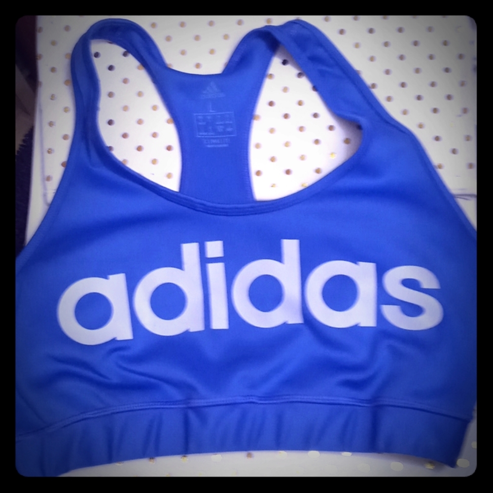 Sports bra